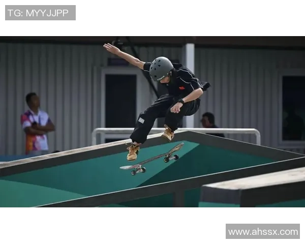 南京滑板队包夹战术创新探索与团队协作新模式分析