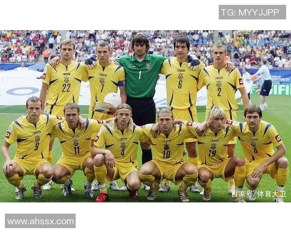 南京羽毛球队在世界杯积分榜上以71分稳居首位展现强劲实力